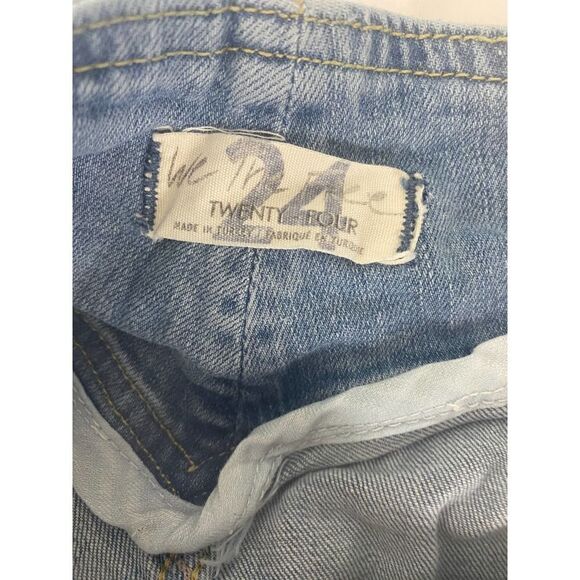 We The Free Urban Outfitters Light Wash Button Fly Jeans - Size 24 - Picture 8 of 9